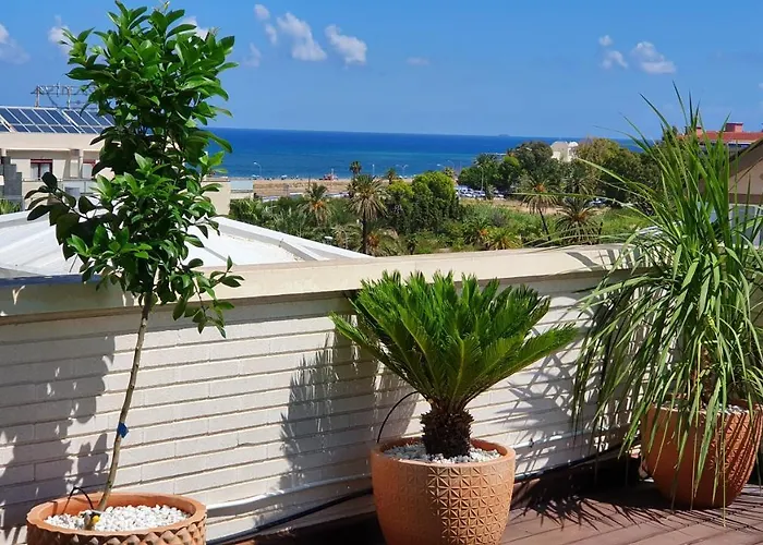 Beau Penthouse Avec Vue Mer